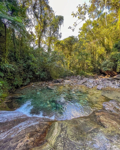 Serrinha do Alambari